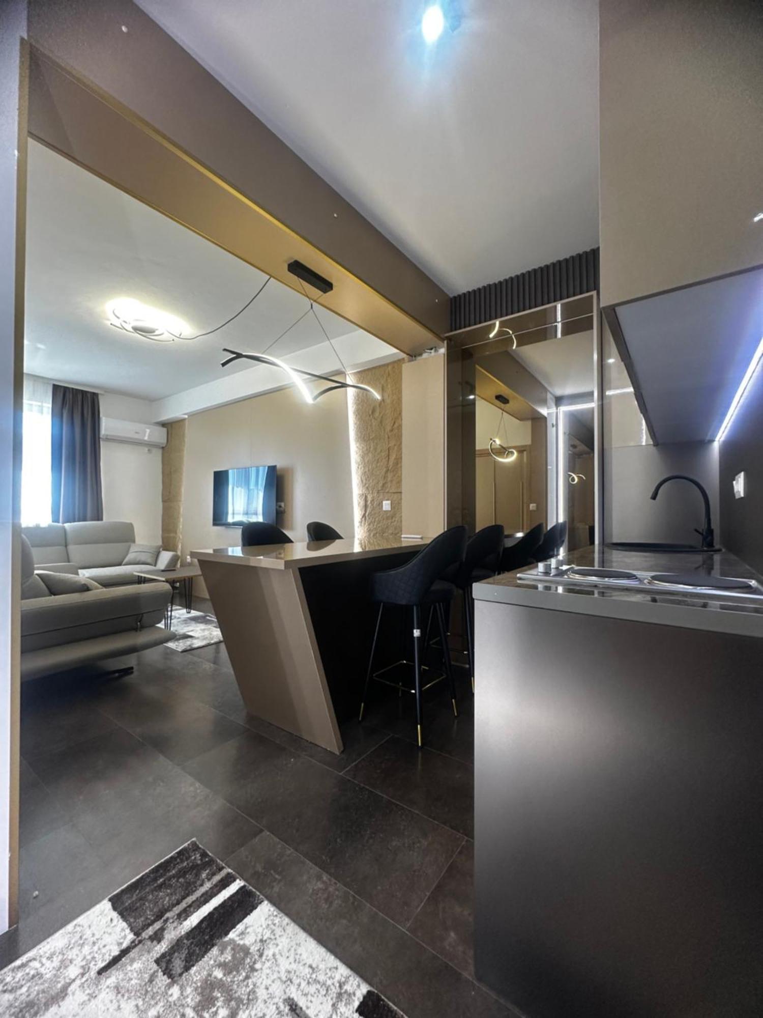 Cataleya Apartment *